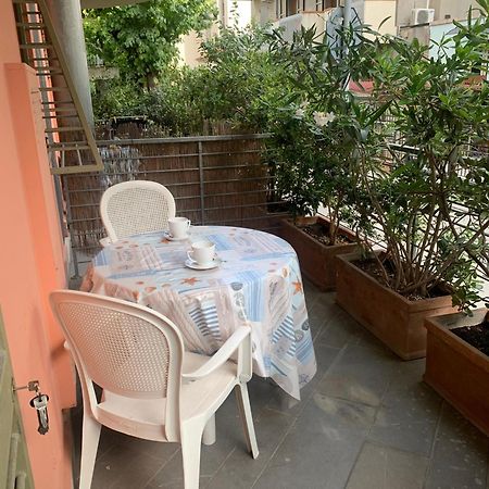 Residence Myricae Bellaria-Igea Marina Bagian luar foto
