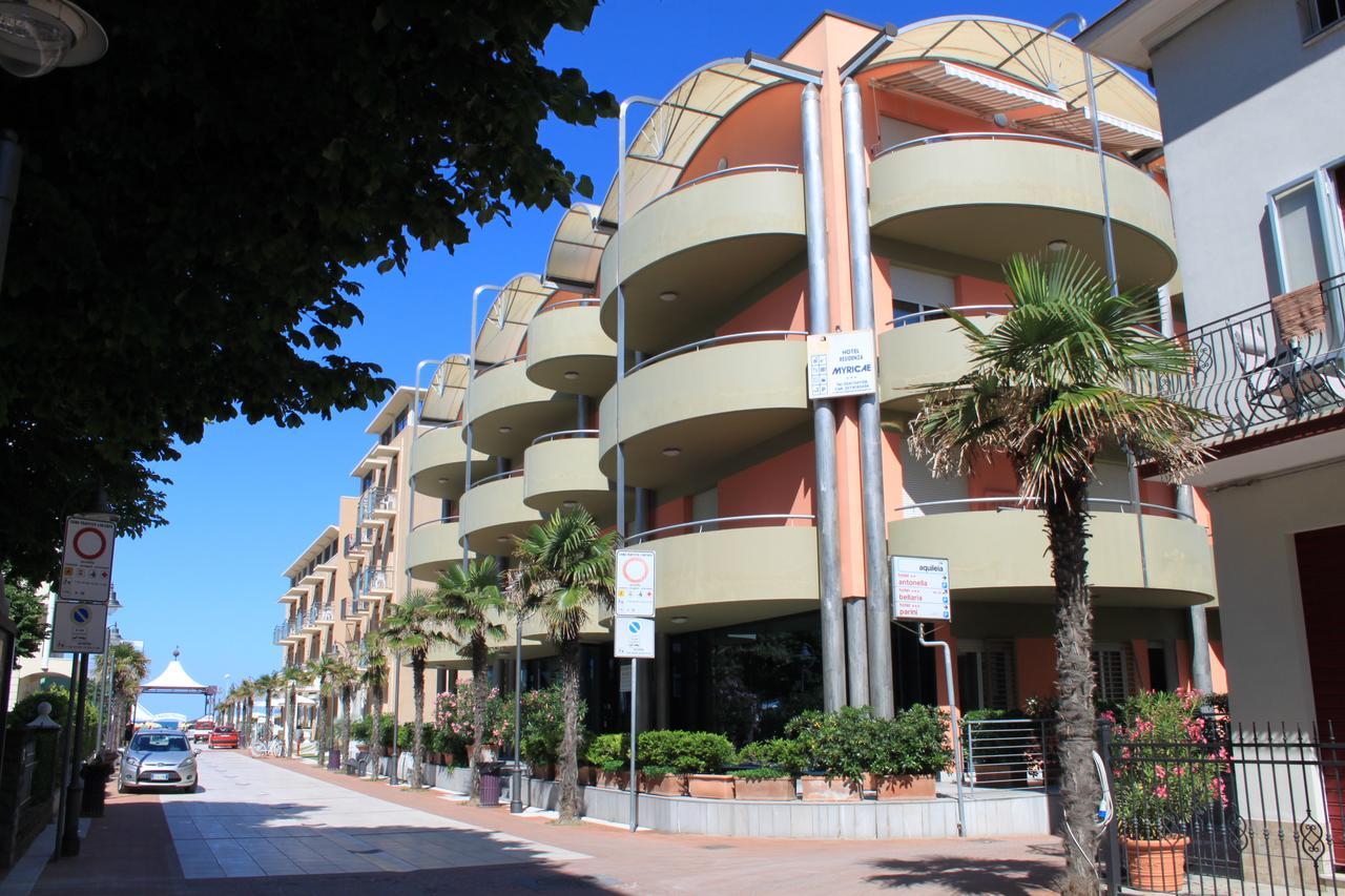 Residence Myricae Bellaria-Igea Marina Bagian luar foto
