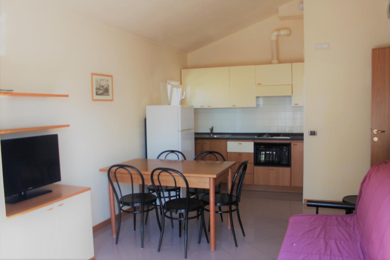 Residence Myricae Bellaria-Igea Marina Bagian luar foto